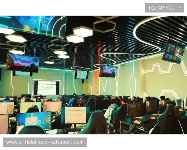 电竞内容创作营聚集多元人才，电竞文化